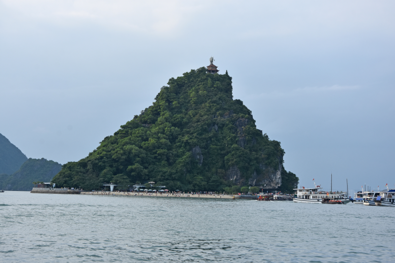 die Titop-Insel in der Halong Bucht